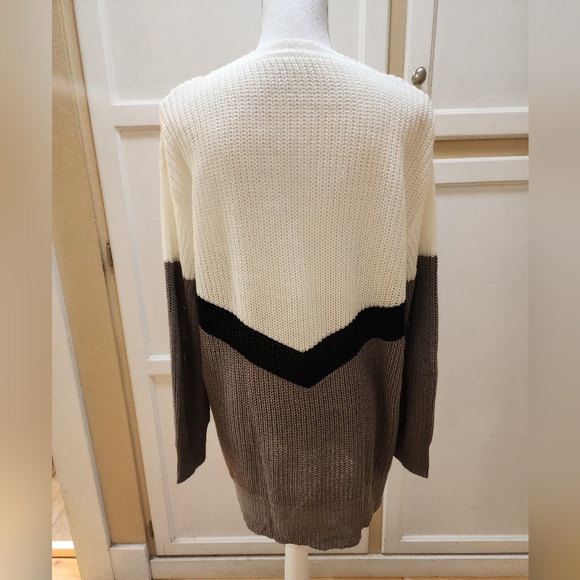 Emery Rose Women's Oversized Long-sleeved Sweater 🌹 - Picture 9 of 12